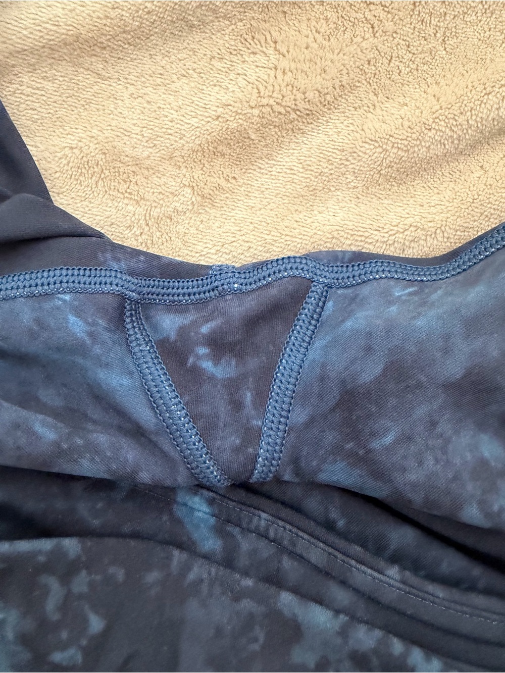 lululemon athletica blue ocean wave patterned leggings - Picture 5 of 7